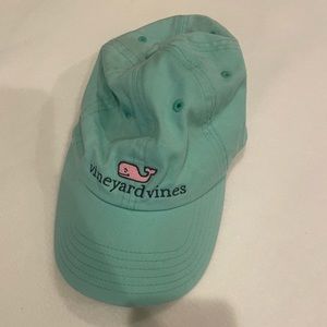 Vineyard vines hat
